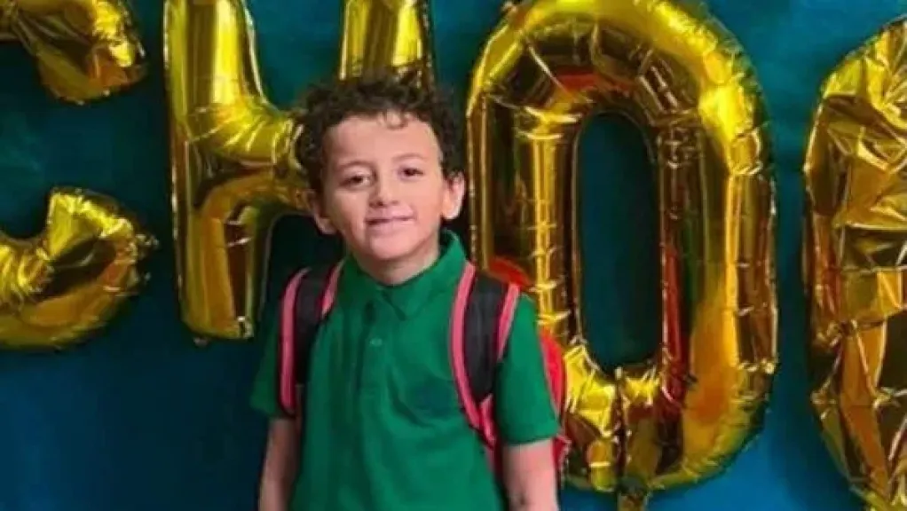 مأساة تهز الدقهلية.. مصرع طفل على يد والدته ودفنه وسط حزن أهالي ميت عنتر