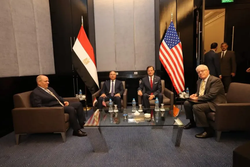 وزير النقل يجري مباحثات هامة مع نائب مساعد وزير التجارة الأمريكي