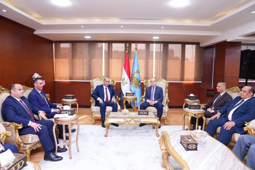 وزير العمل ومحافظ الغربية يبحثان ملفات العمل والاستثمار والتشغيل