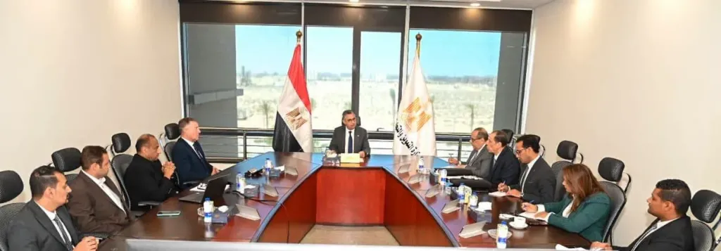 وزير التموين يبحث مع بروجر الإيطالية ودركسيل مشروع إنتاج الإيثانول الحيوي من الباجاس باستثمارات 278 مليون دولار