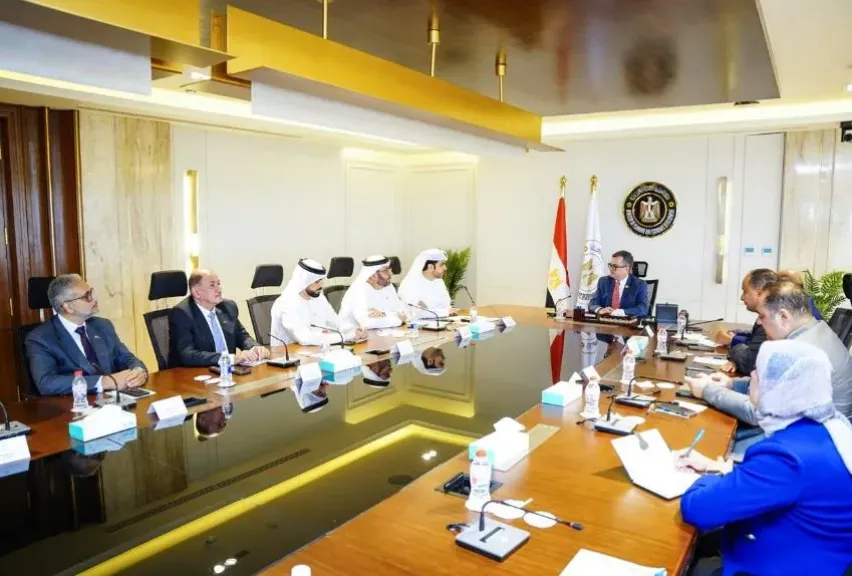 وزير التخطيط يناقش مع لجنة تحكيم جائزة مصر للتميز الحكومي أبرز التوصيات للارتقاء بالخدمات الجماهيرية