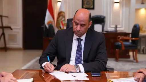 وزير العمل يعلن بدء صرف منحة المولد النبوي الشريف للعمالة غير المنتظمة