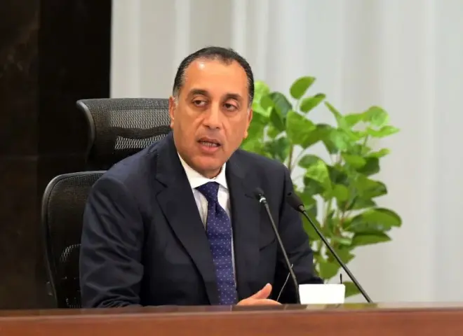 مجلس الوزراء يوافق على تطبيق نظام العمل عن بُعد يوم الأحد من كل أسبوع خلال سبتمبر المقبل