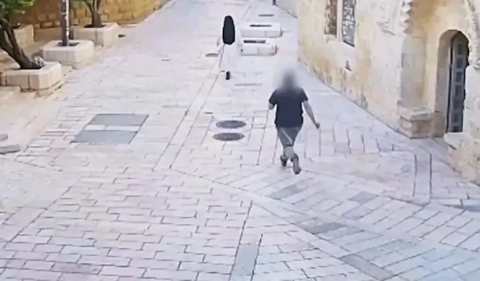 بدعوى مرضه النفسي.. قضاء إسرائيل يبرئ مستوطنا اعتدى على راهبة فرنسية