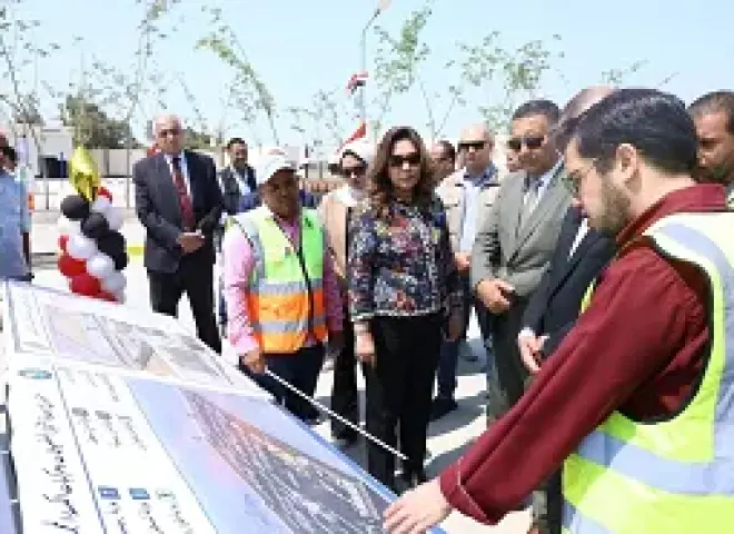 وزيرة التنمية المحلية ومحافظ القليوبية يفتتحان وحدة احتجاز المضبوطات ومركبات التكهين في الخانكة