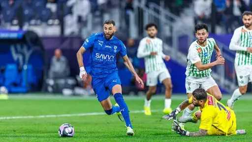 عروض سعودية لكريم بنزيما بعد فسخ تعاقده مع الهلال