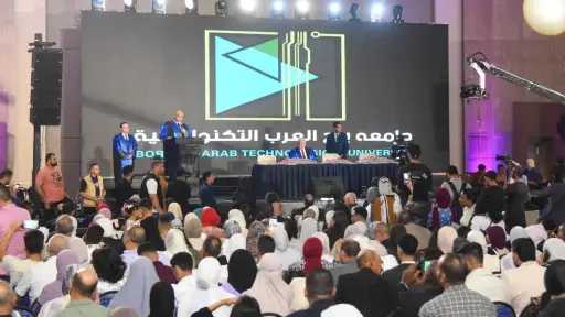 محافظ الإسكندرية يشهد تخرج أول دفعة من جامعة برج العرب التكنولوجية