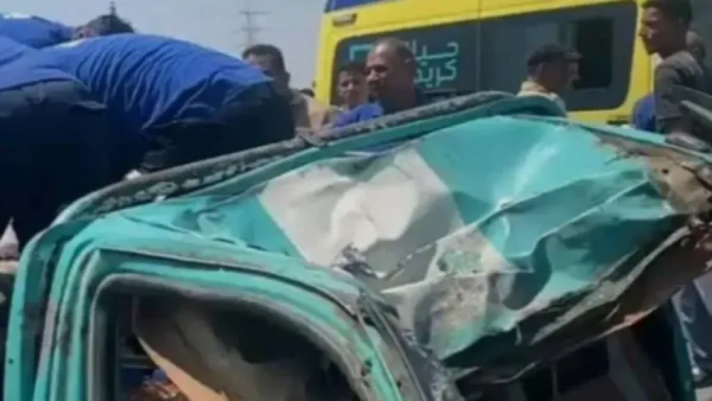 تصادم عدة سيارات بالطريق الدائري اتجاه المريوطية.. وتحرك عاجل لرفع آثار الحادث