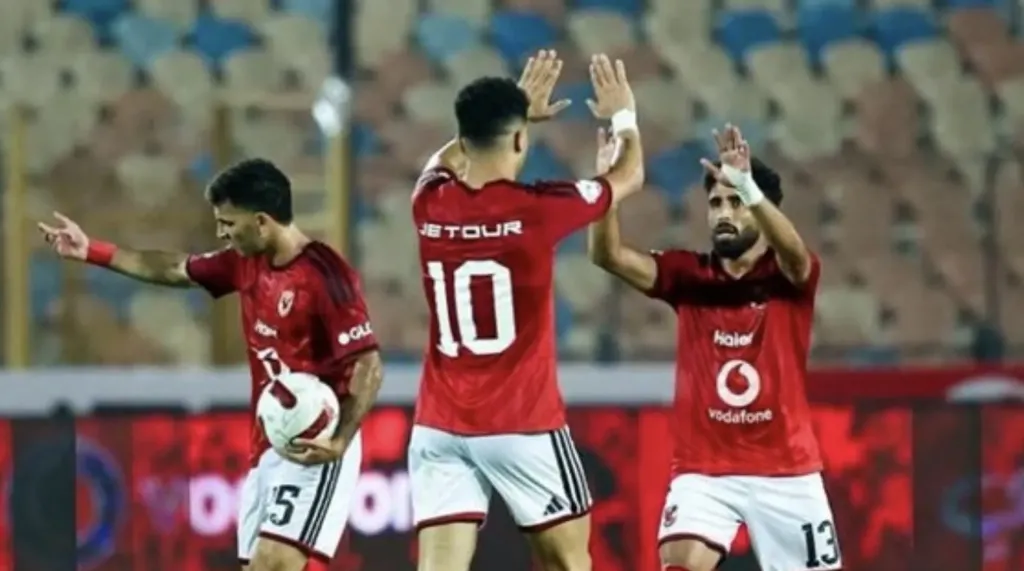 موعد مباراة الأهلي وسموحة في الدوري والقناة الناقلة