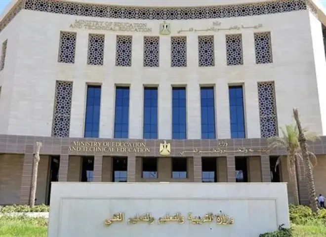 «التعليم»: جار طباعة شهادات طلبة الثانوية العامة الناجحين واستلامها الأسبوع المقبل
