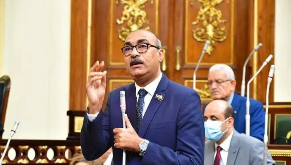النائب إيهاب منصور يتساءل عن مدى جاهزية وزارة التعليم لتطبيق نظام البكالوريا المصرية