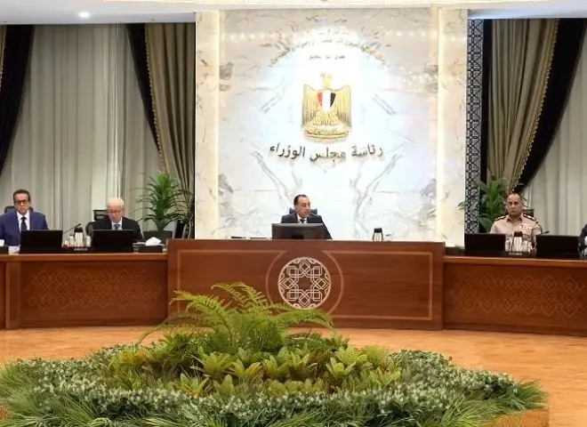 مدبولي: مصر تتبنى سياسة خارجية متزنة ومعتدلة تنفيذا لتوجيهات الرئيس السيسي