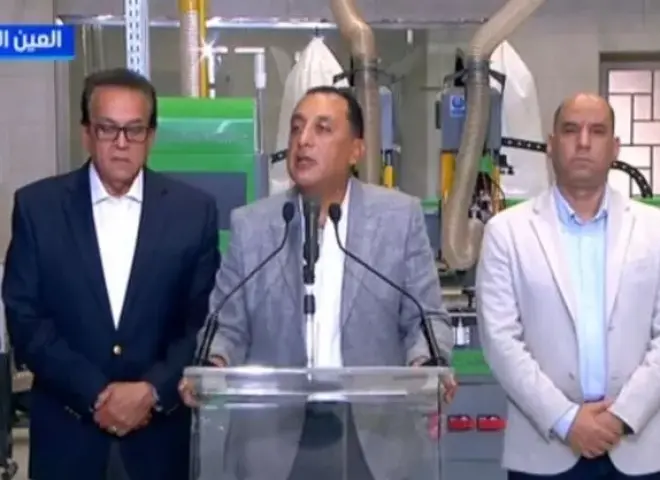 رئيس الوزراء: المسار الاقتصادي الحالي يرتكز على بناء عمالة ماهرة وتعميق وتوطين الصناعة