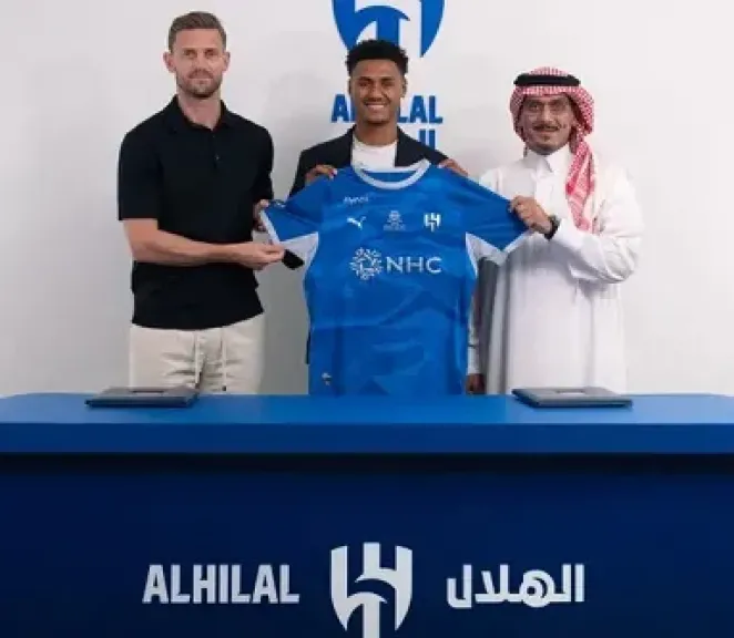 واتكينز يقود تشكيل الهلال أمام نيوم في الدوري السعودي