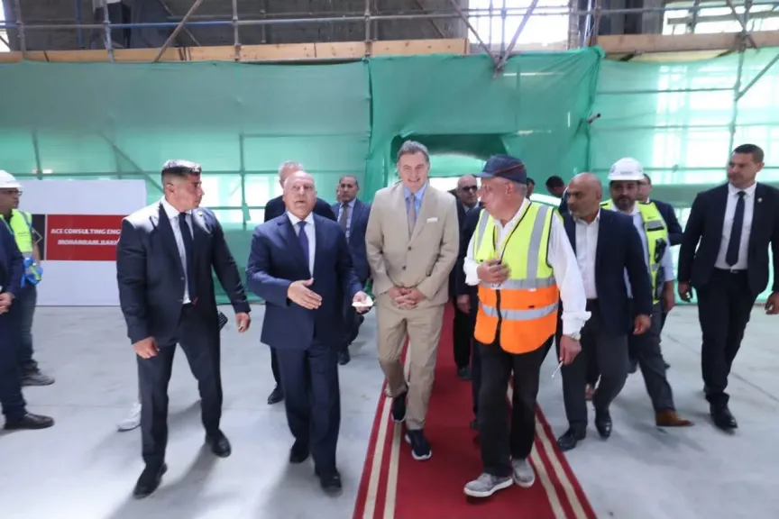 وزير النقل ونظيره الفرنسي يتفقدان مجمع ألستوم الصناعي ببرج العرب ويبحثان مستجدات تنفيذ الخط السادس للمترو