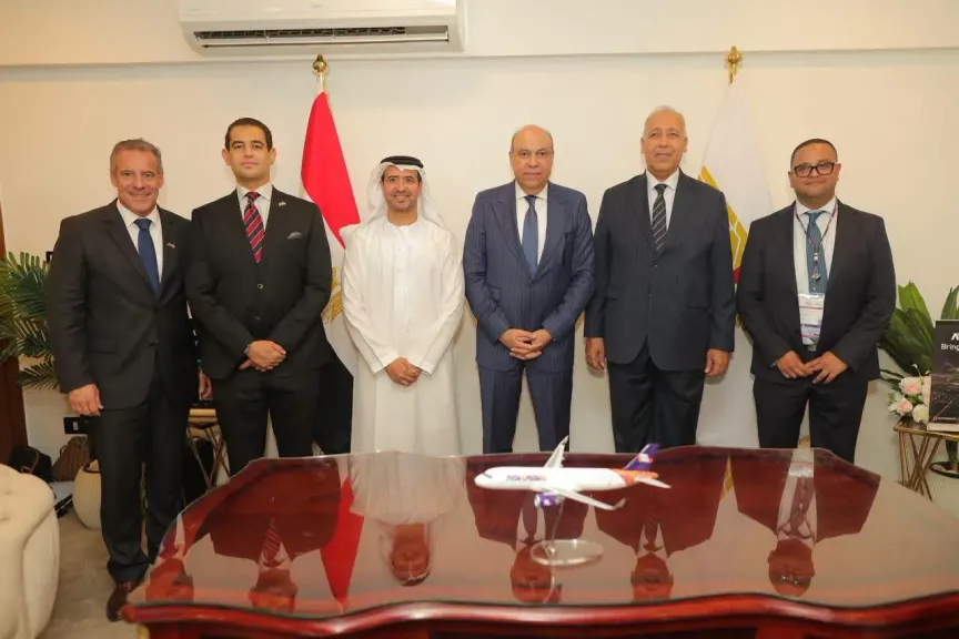 وزير الطيران المدنى يشهد توقيع مذكرة تفاهم بين شركة إيركايرو ومجموعة أبوظبي للطيران لتعزيز الشراكة الاستراتيجية ودعم خطط النمو