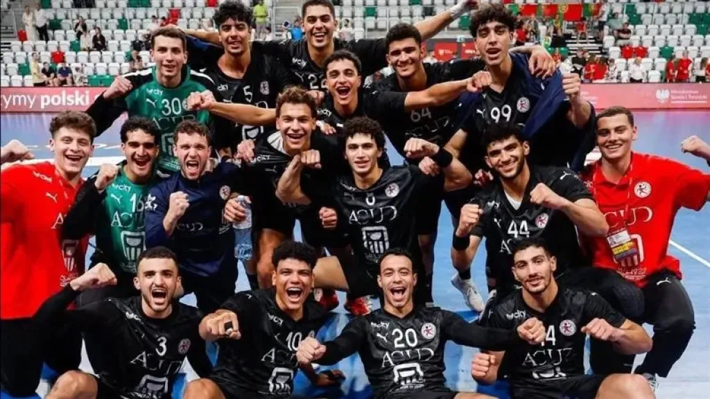 منتخب مصر للشباب يتوج بكأس أمم أفريقيا لكرة اليد بعد الفوز على تونس