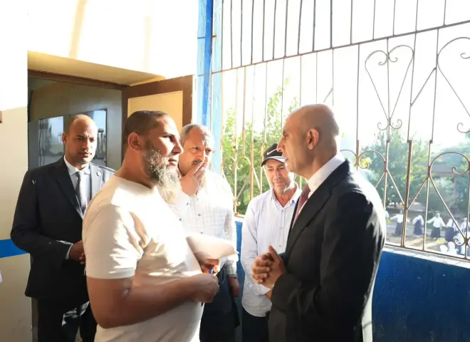 وزير التعليم يتفقد عددا من مدارس محافظة كفر الشيخ ويتابع جاهزية الفصول وانتظام الطلاب