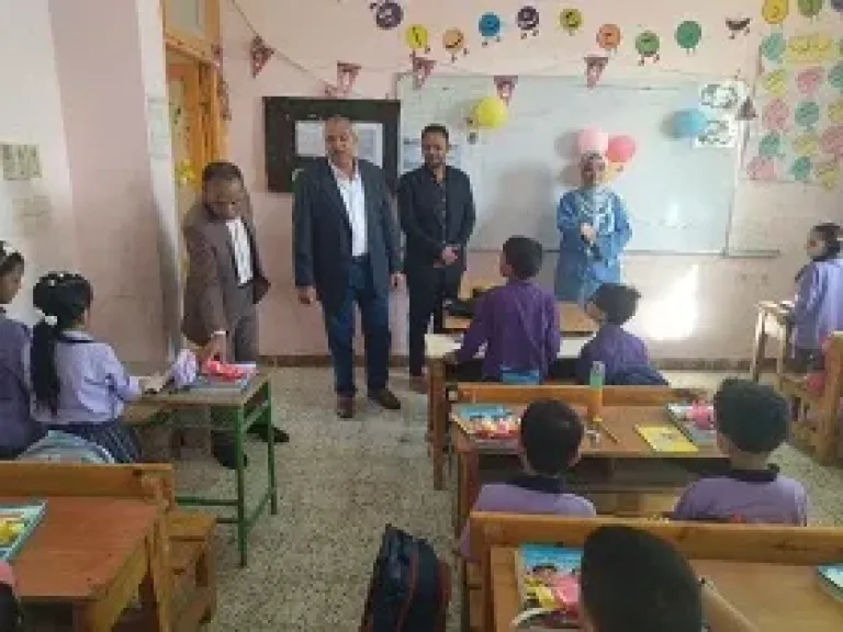 رؤساء مدن جنوب سيناء يتابعون انتظام الدراسة وجاهزية المدارس