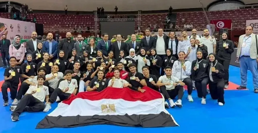 بعد حصد 46 ميدالية.. وزير الرياضة يهنئ منتخبات الكاراتيه بالتتويج ببطولة إفريقيا