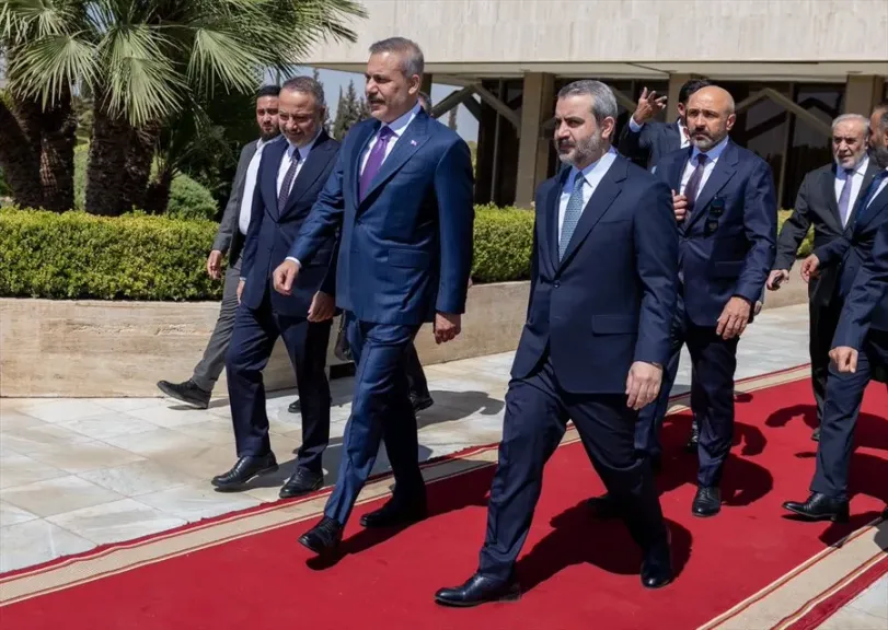 فيدان يصل دمشق للقاء الشرع وبحث التعاون مع سوريا