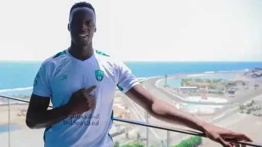 تقارير: ميندي يعتزل اللعب الدولي
