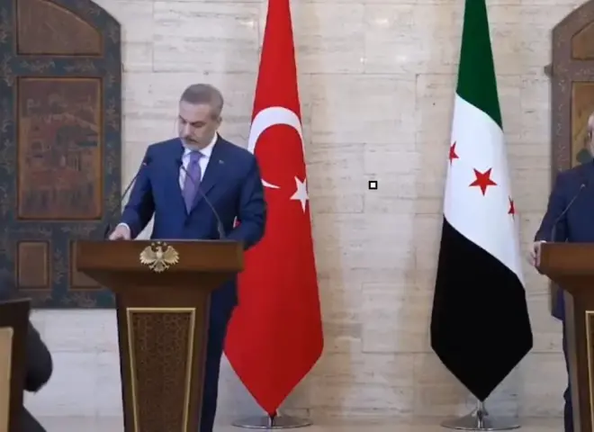 وزير الخارجية التركي: إسرائيل تدعم داعش من خلال استهداف سوريا