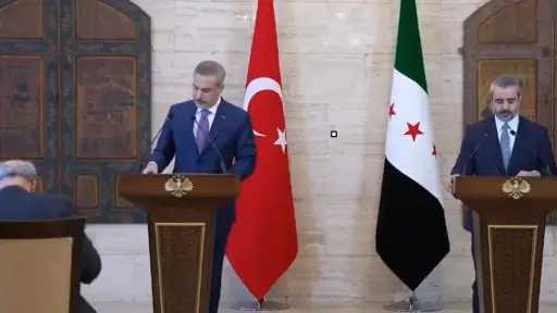 وزير الخارجية التركي: إسرائيل تدعم داعش من خلال استهداف سوريا