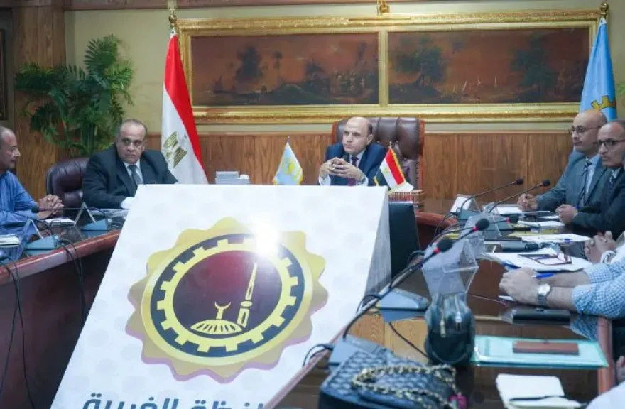 محافظ الغربية يترأس اجتماعا موسعا لمواجهة السحابة السوداء