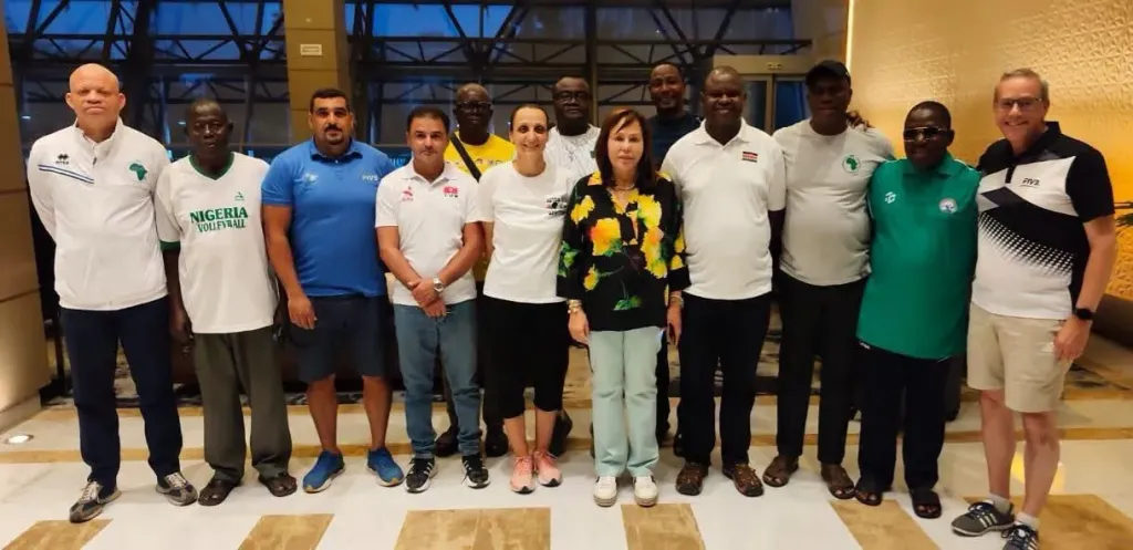 بشرى حجيج تلتقي الحكام الدوليين في بطولة أمم أفريقيا للرجال
