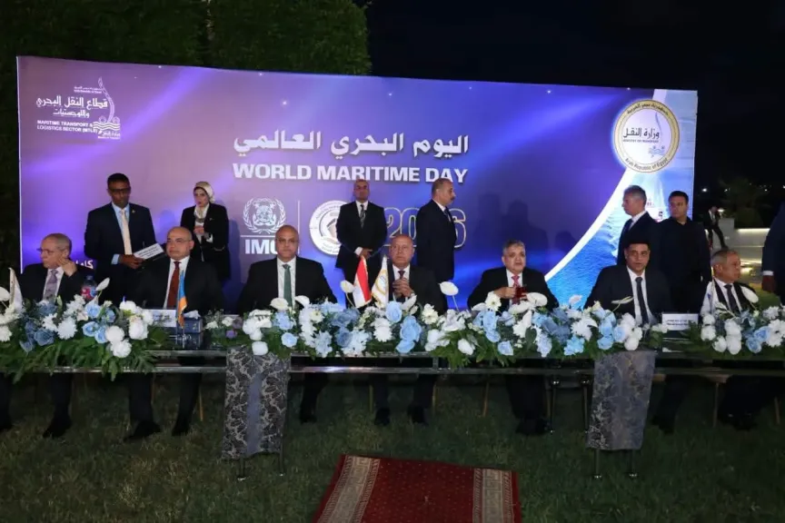 وزير النقل: مصر تنفذ 8 ممرات لوجستية دولية تنموية متكاملة  ترسخ مكانتها كمركز إقليمي للنقل واللوجستيات