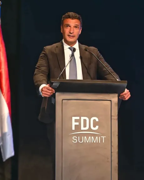 وزير الصناعة يؤكد أهمية التصنيع الذكي والتحول التكنولوجي لتعزيز تنافسية الصناعة المصرية