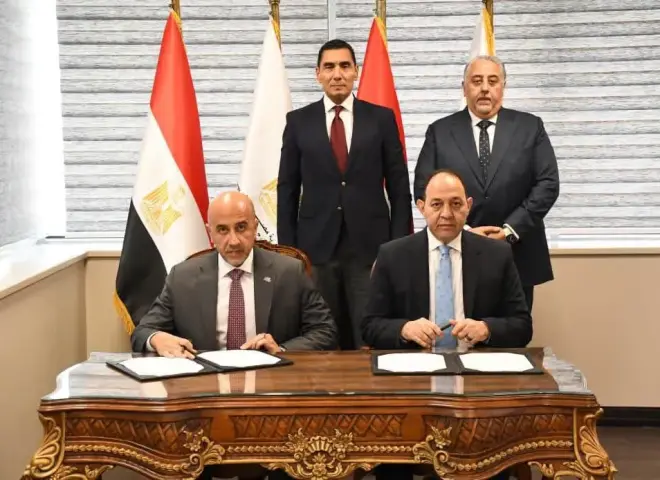 وزير الشباب والرياضة يشهد مراسم توقيع بروتوكول تعاون بين الوزارة وشركة روابط الرياضية لدعم وتسويق الأبطال والاتحادات الرياضية