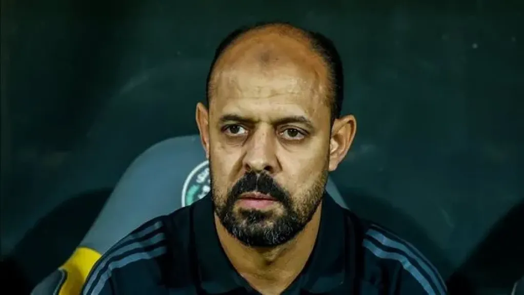 رسميًا.. الوحدات الأردني يتعاقد مع عماد النحاس لقيادة الفريق