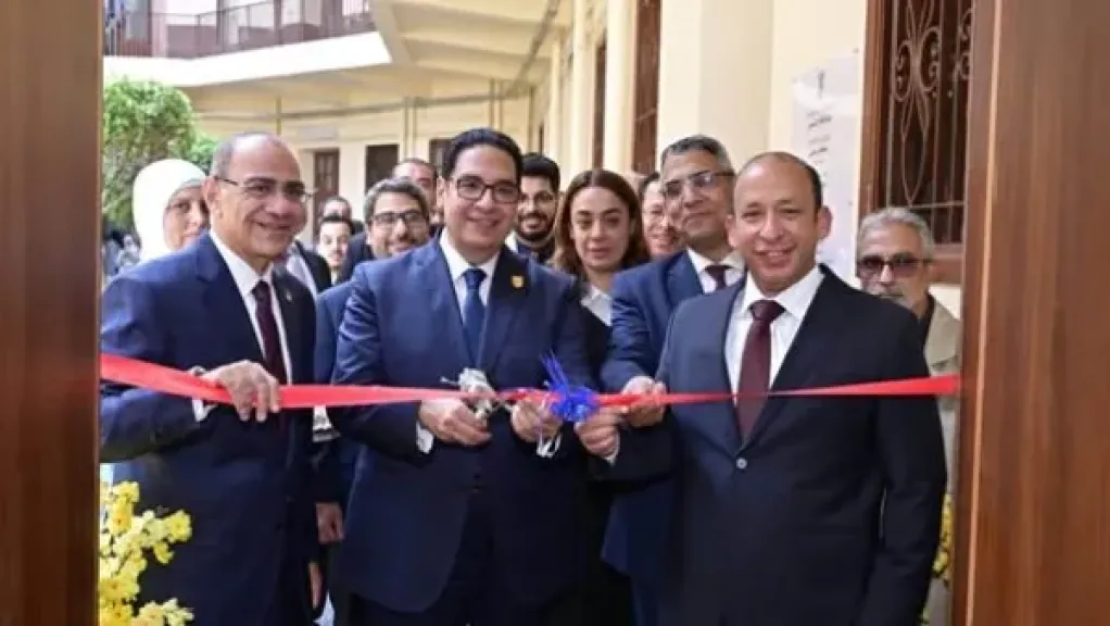 بـ13 مليون جنيه.. جامعة القاهرة تفتتح وحدتي رعاية مركزة بقصر العيني بعد تطويرهما