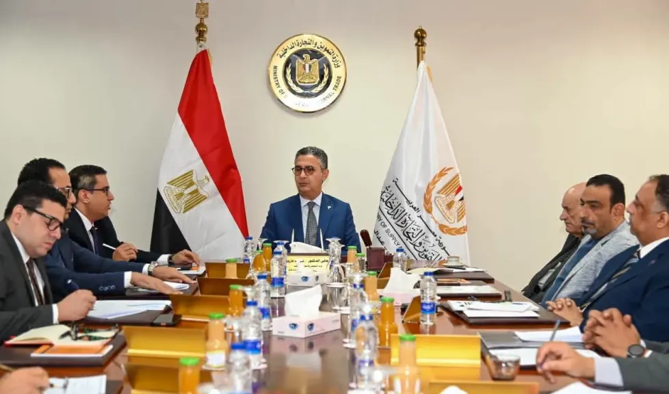وزير التموين يطمئن على انتظام منظومة الطحن وتوافر الدقيق الحر وإمدادات الصناعات الغذائية