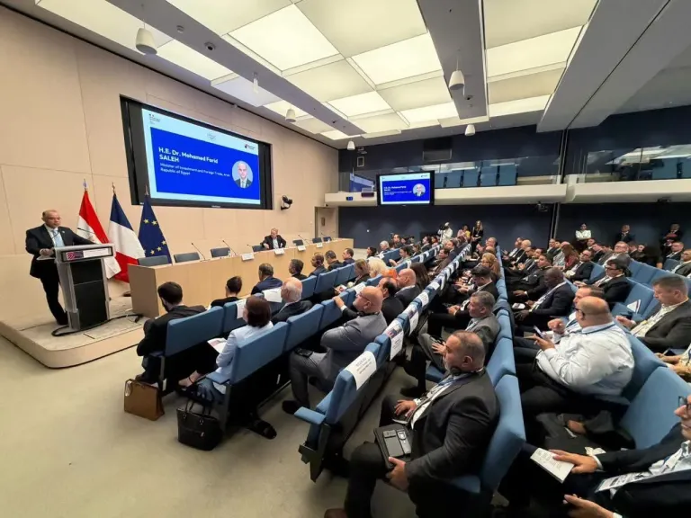 وزير الاستثمار يفتتح منتدى الأعمال المصري الفرنسي بباريس بمشاركة أكثر من 200 شركة ومؤسسة