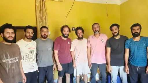 الإفراج عن البحارة المصريين المختطفين على متن سفينة في الصومال