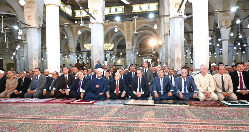 في رحاب المسجد الأحمدي.. وزير الأوقاف ومحافظ الغربية ورئيس الهيئة الوطنية للإعلام يؤدون صلاة الجمعة احتفالًا بالعيد القومي الـ228