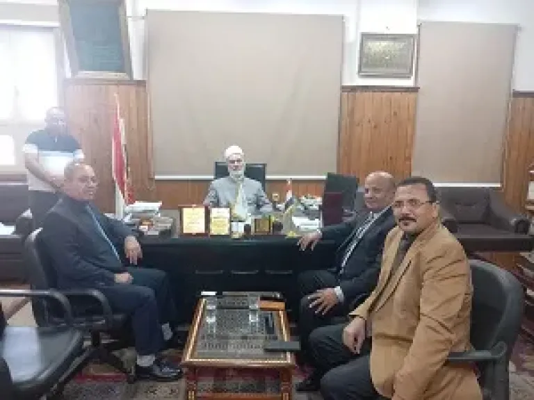اعتماد 7 معاهد أزهرية جديدة بسوهاج.. ورئيس المنطقة يهنئ إدارة الجودة