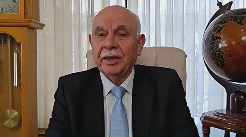 نائب رئيس الأركان الأردني السابق: إيران تمتلك قدرات صاروخية قادرة على الوصول لمسافات انتشار القطع البحرية الأمريكية