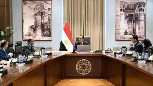 رئيس الوزراء يستعرض ملامح استراتيجية الاستثمار الأجنبي المباشر في مصر 2027 – 2030