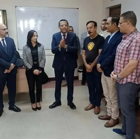 نقيب الصحفيين: قنوات التواصل المباشرة مع التنفيذيين تعالج المشكلات وتفعل الدور الرقابي للصحافة