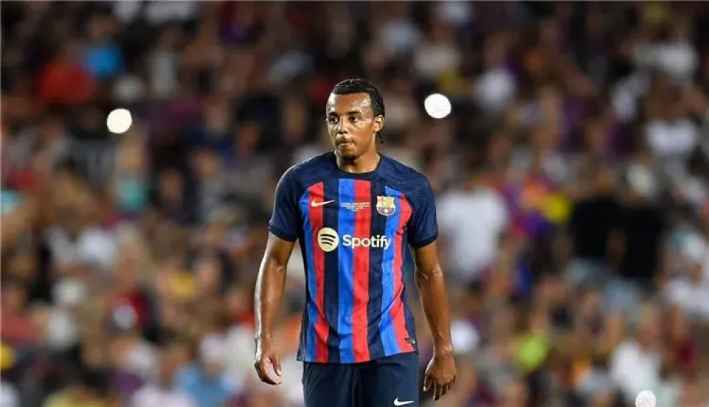 جول كوندي يحسم موقفه من الرحيل عن برشلونة في يناير