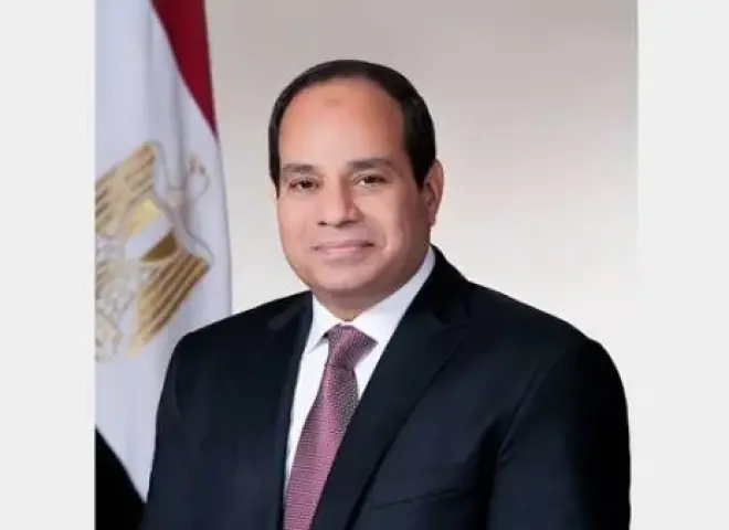 الرئيس السيسي يصل إلى قاعدة حليم العسكرية في جاكرتا