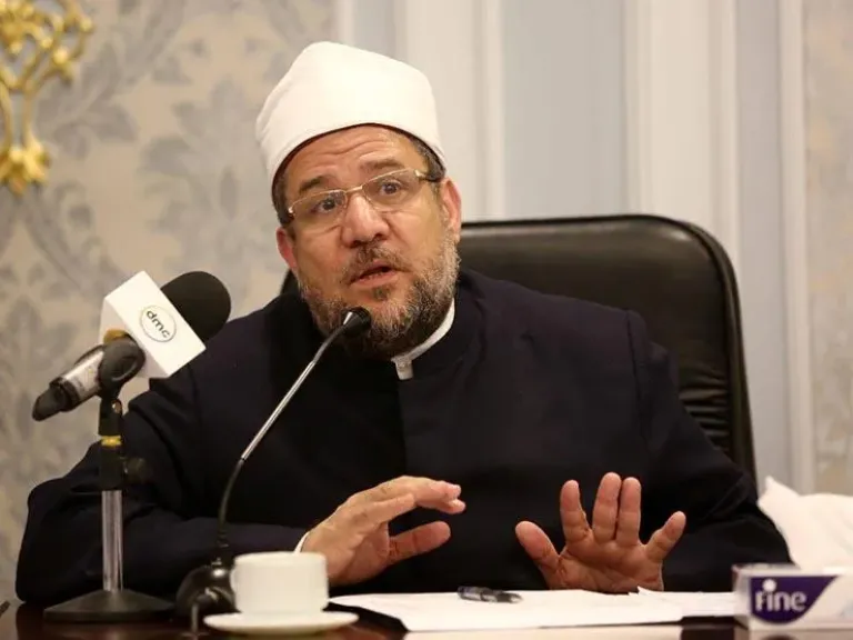 مختار جمعة: الثقافة والوازع الديني أساس حل كثير من المشكلات المجتمعية