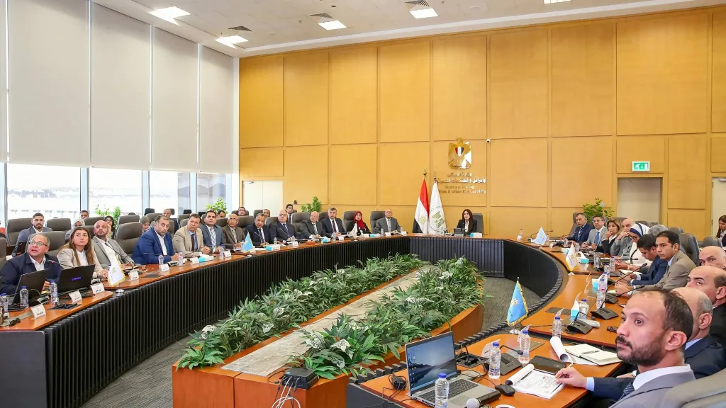 وزيرة الإسكان تعقد اجتماعًا موسعًا لمتابعة الموقف التنفيذي لمشروعات المبادرة الرئاسية «حياة كريمة»