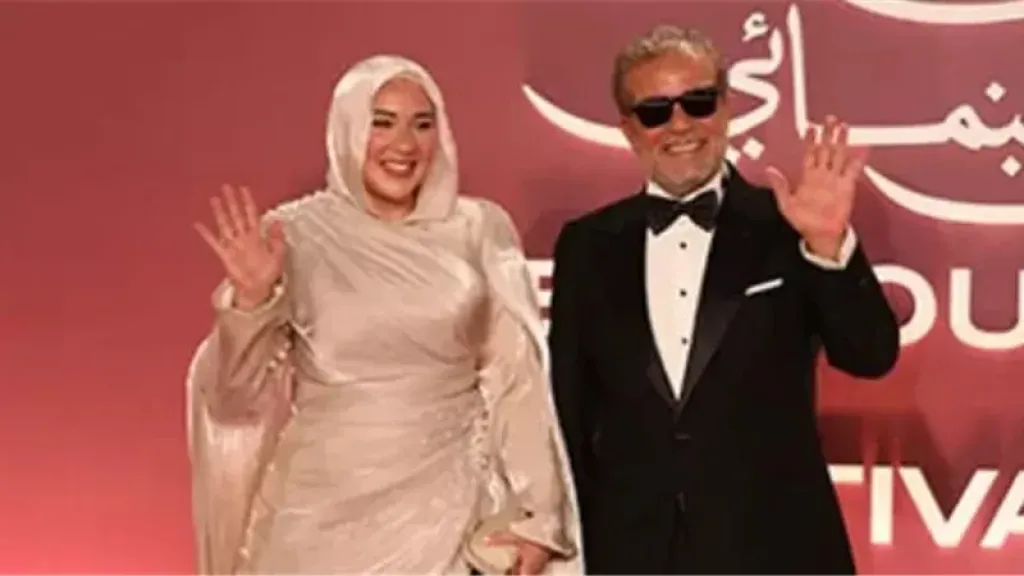 أسما شريف منير من الجونة: الحجاب مش عائق أمام أحلام المرأة.. وزوجي دعمني
