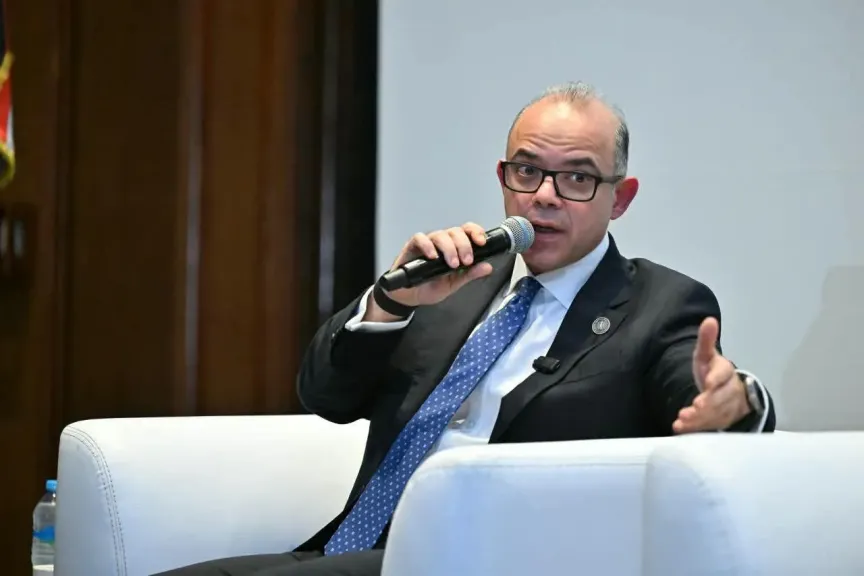 وزير الاستثمار: تطوير خدمات المستثمرين وتسريع حل مشكلاتهم وتعزيز جهود الترويج للصادرات المصرية للأسواق الدولية