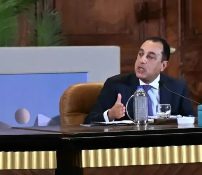 رئيس الوزراء: مصر تستهدف رفع طاقة تحلية مياه البحر إلى مليوني متر مكعب يوميًا
